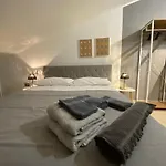 Saconza House 알게로