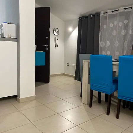 شقة Saconza House *